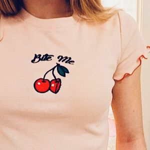 (SOLD) Forever 21 Pink Cherry Graphic Tee, M 🍒💕